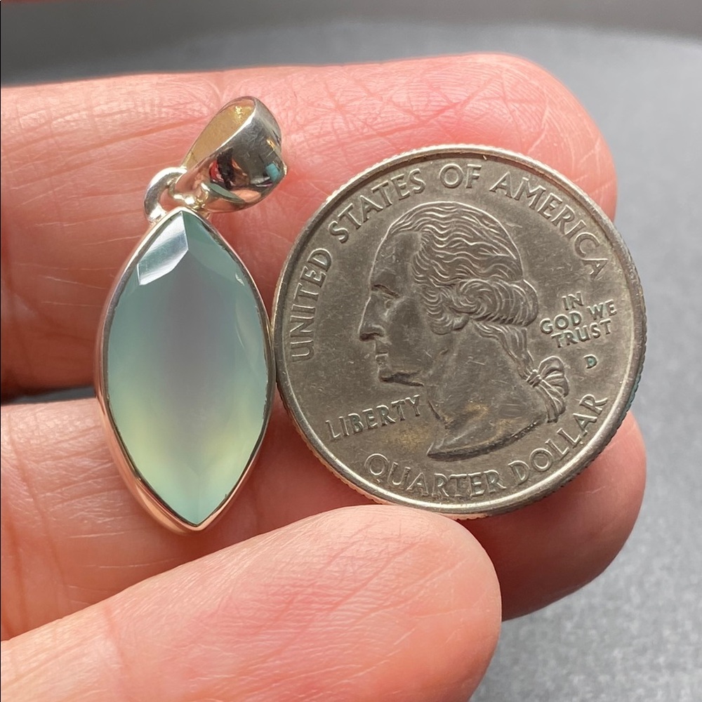 Chalcedony Aqua Pendant in Solid Sterling Silver 925 - Picture 7 of 7